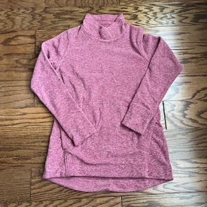 Women’s Duluth Trading Company fleece pullover size small.